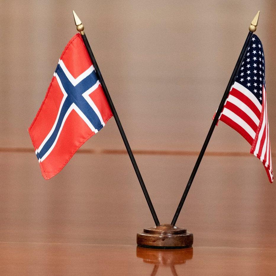 A former security guard at the US Embassy in Norway is convicted of spying for Russia and Iran
